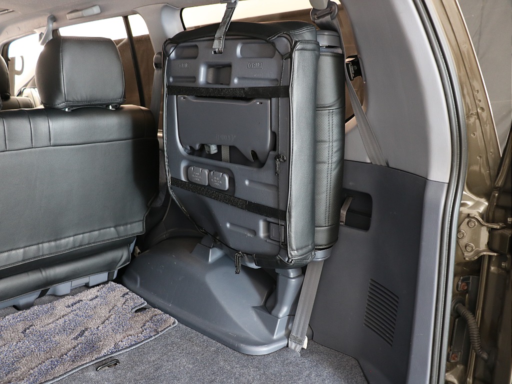 ラゲッジスペース右！