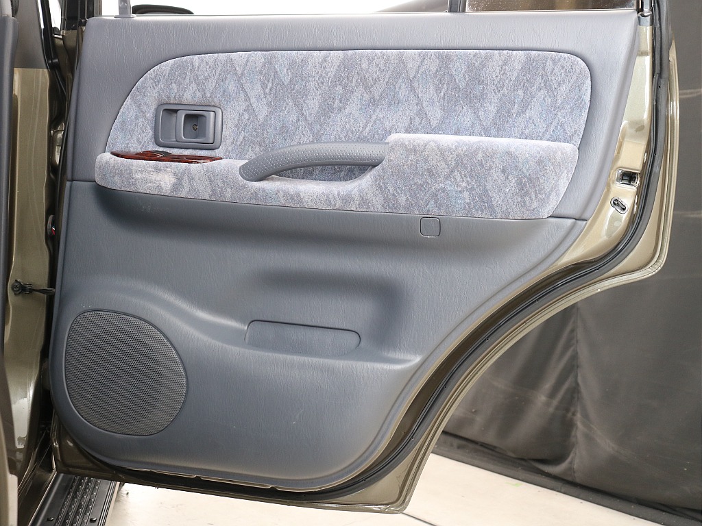 右後ろドアリム！