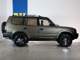 サイドステップ付きのお車です！