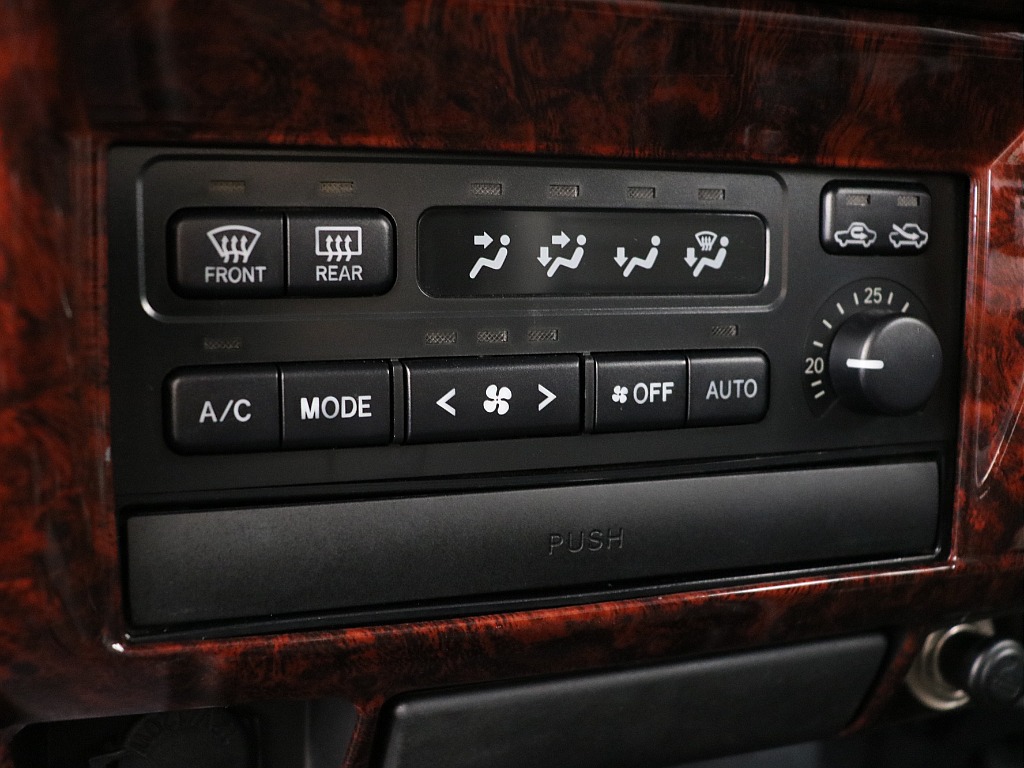 エアコン操作部！