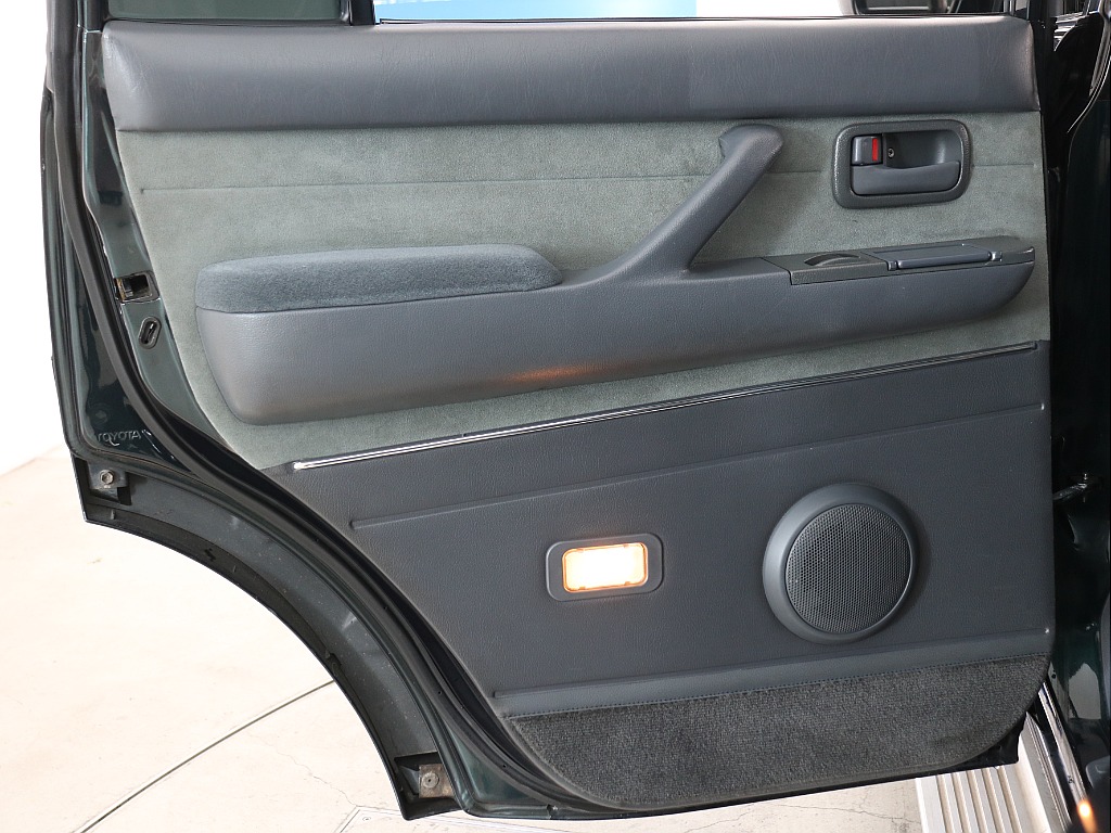 左後ろドアリム！