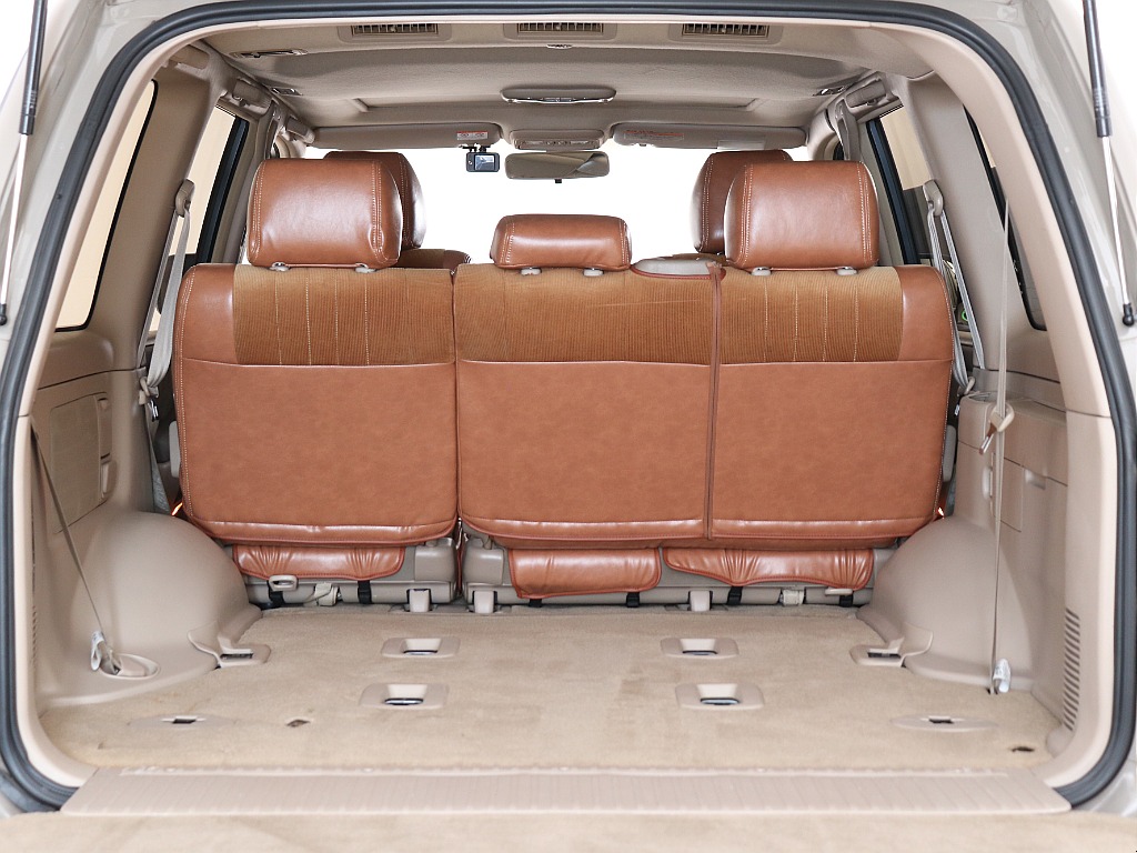 1ナンバー登録済み車両になり、ラゲッジスペースも広々収納出来ます！