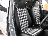 新品のオリジナルシートカバーを装着済み！