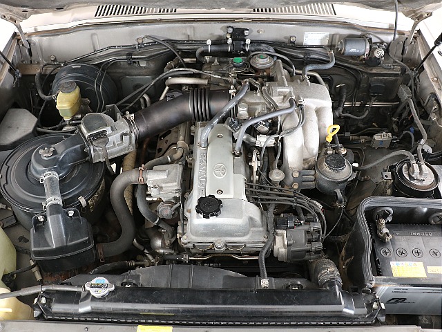 １FZ4500㏄のエンジン搭載！展示前整備済みのお車ですので、安心してお乗りいただけます！