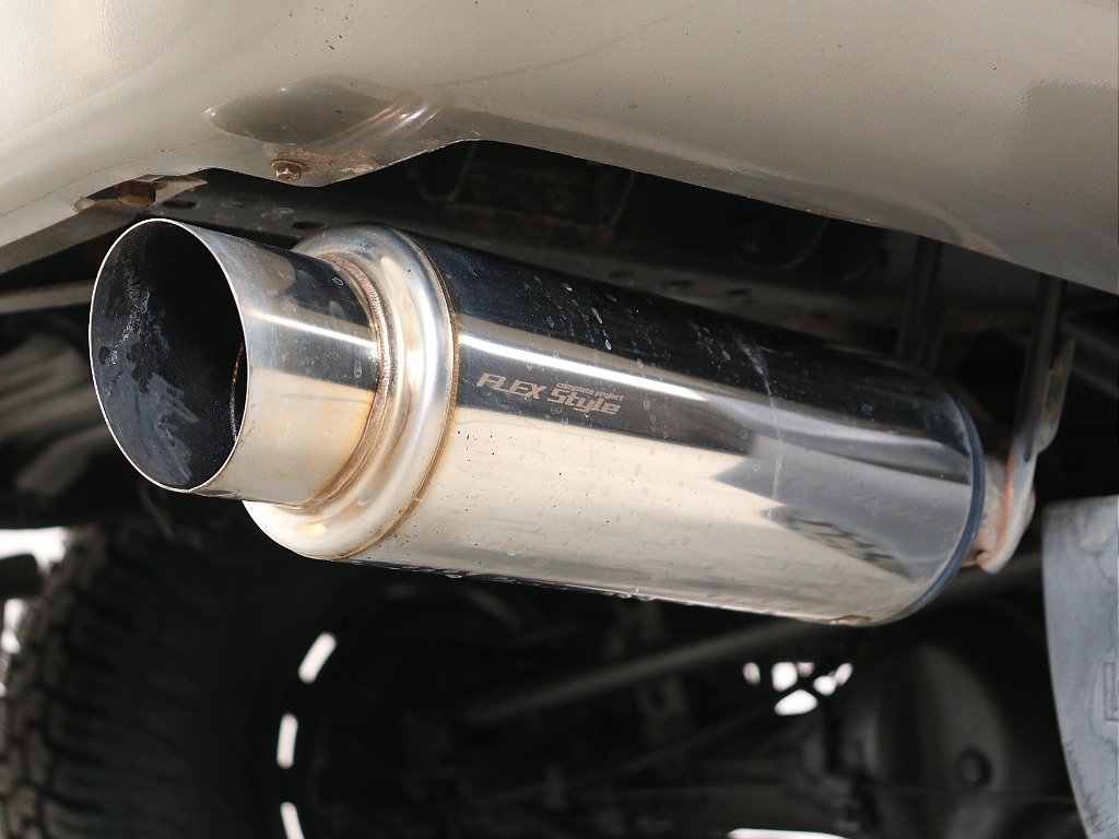 FLEXオリジナルマフラー！