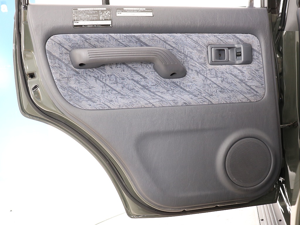 左後ろドアトリム！