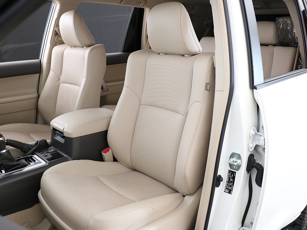 助手席シート！