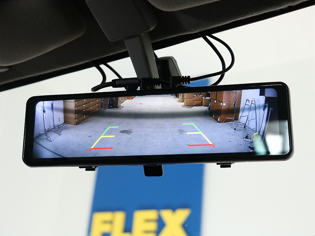 デジタルインナーミラー完備！