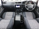 キレイな状態を維持しているインテリア！約30年前の車とは思えないコンディション！