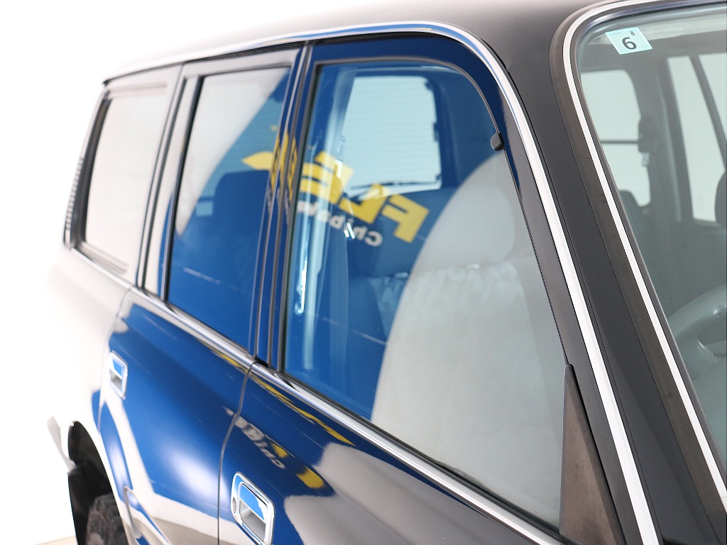 トヨタ ランドクルーザー80(27枚目)