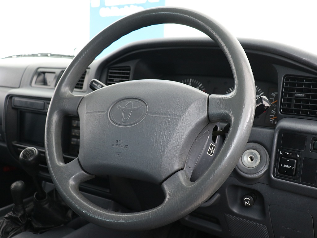 トヨタ ランドクルーザー80(37枚目)