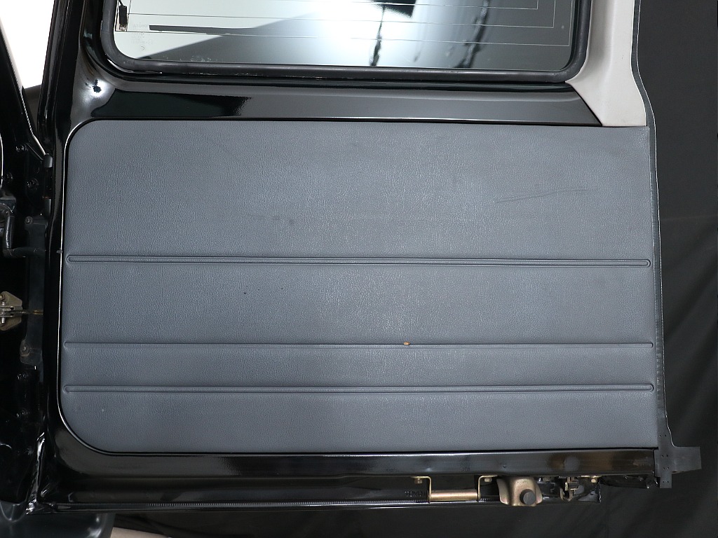 トヨタ ランドクルーザー80(51枚目)