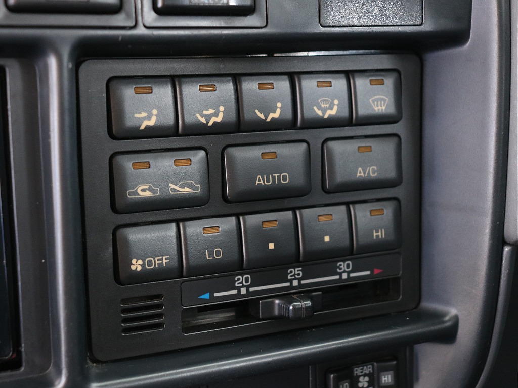 トヨタ ランドクルーザー80(54枚目)