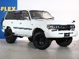 VXグレード限定のオリジナルホワイトカラー！
