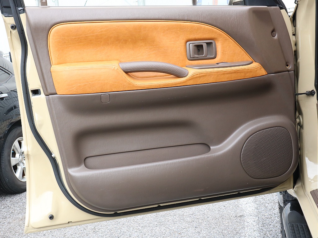 トヨタ ランドクルーザープラド(48枚目)