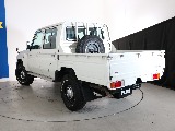 トヨタ ランドクルーザー70ピックアップ(34枚目)