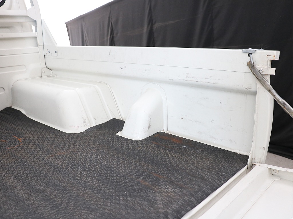 トヨタ ランドクルーザー70ピックアップ(44枚目)