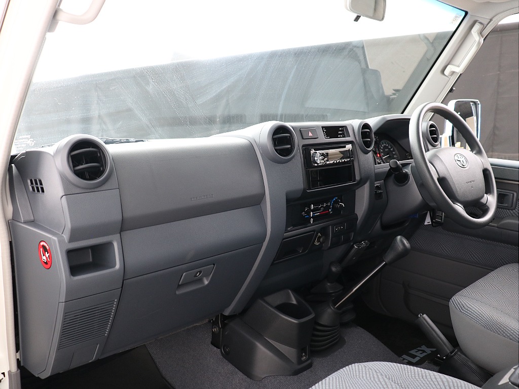 トヨタ ランドクルーザー70ピックアップ(49枚目)