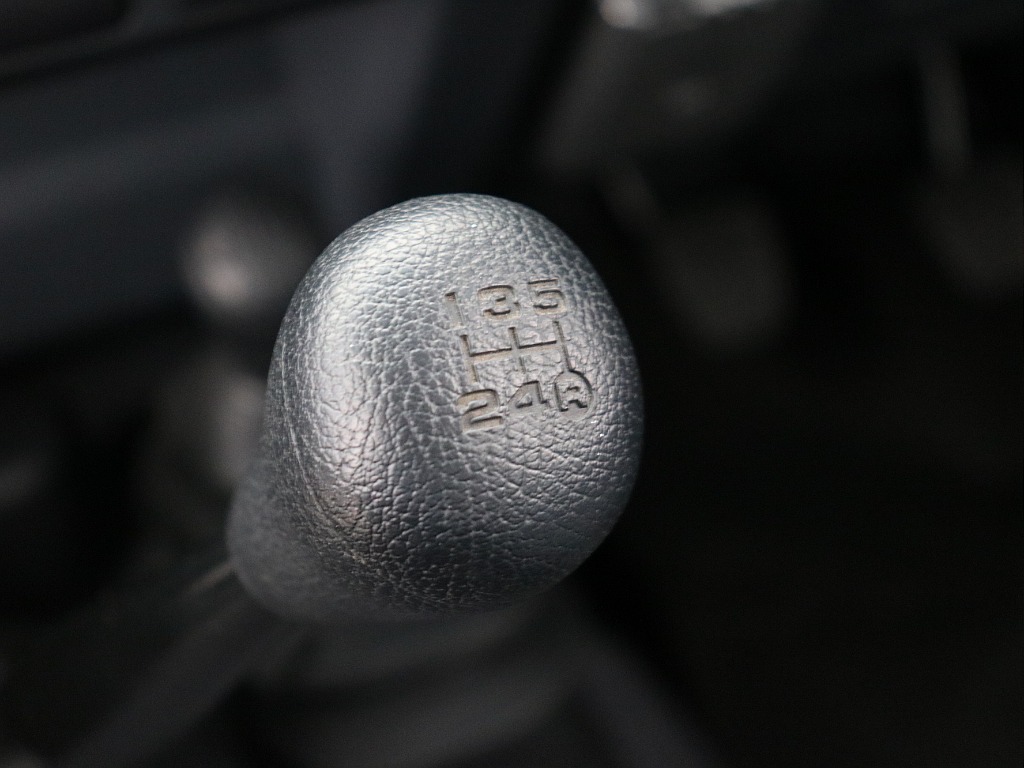 トヨタ ランドクルーザー70ピックアップ(52枚目)