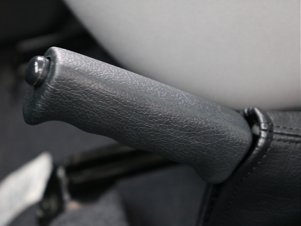 トヨタ ランドクルーザー70ピックアップ(54枚目)