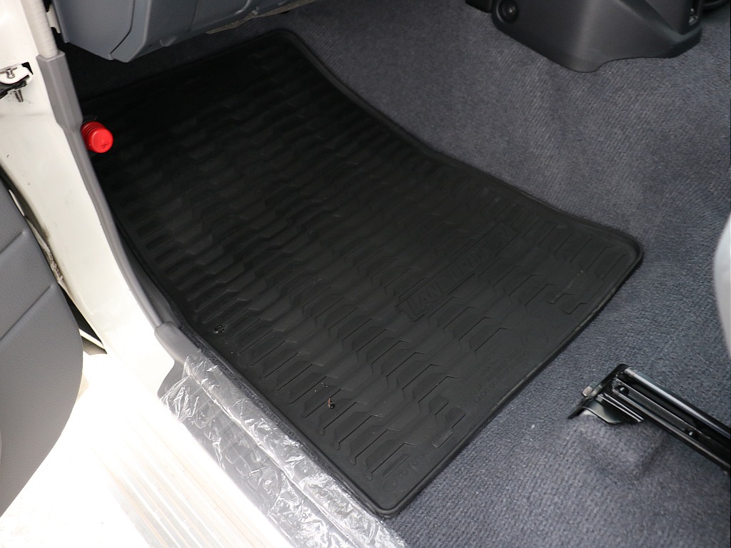 トヨタ ランドクルーザー70ピックアップ(60枚目)