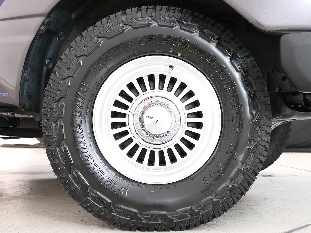 DEANｸﾛｽｶﾝﾄﾘｰ16インチAWとYOKOHAMA ジオランダーXATタイヤをどちらも新品でインストール！