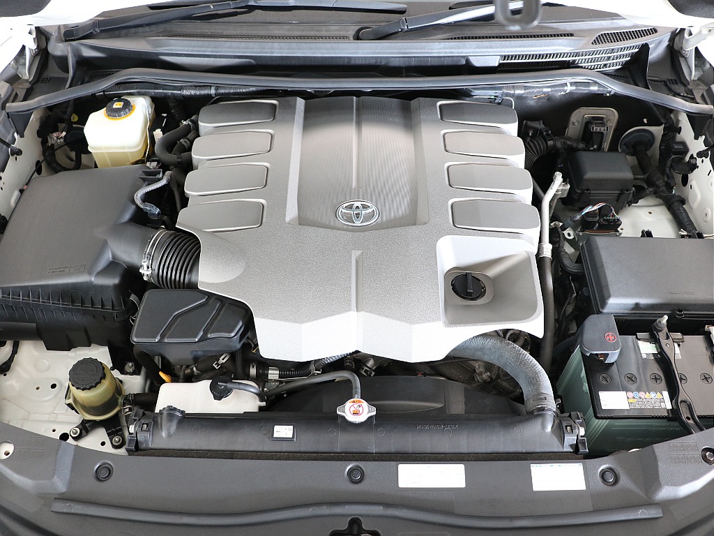 4600㏄のV8エンジン搭載！力強い走りに定評があります！