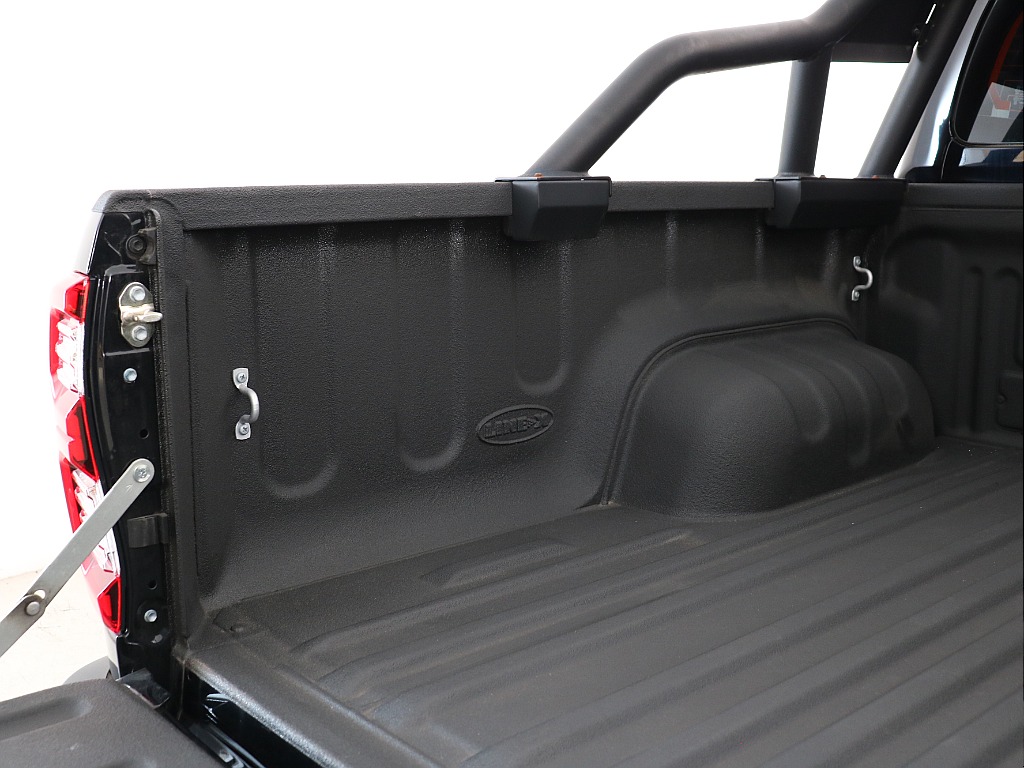 ラゲッジスペース左！