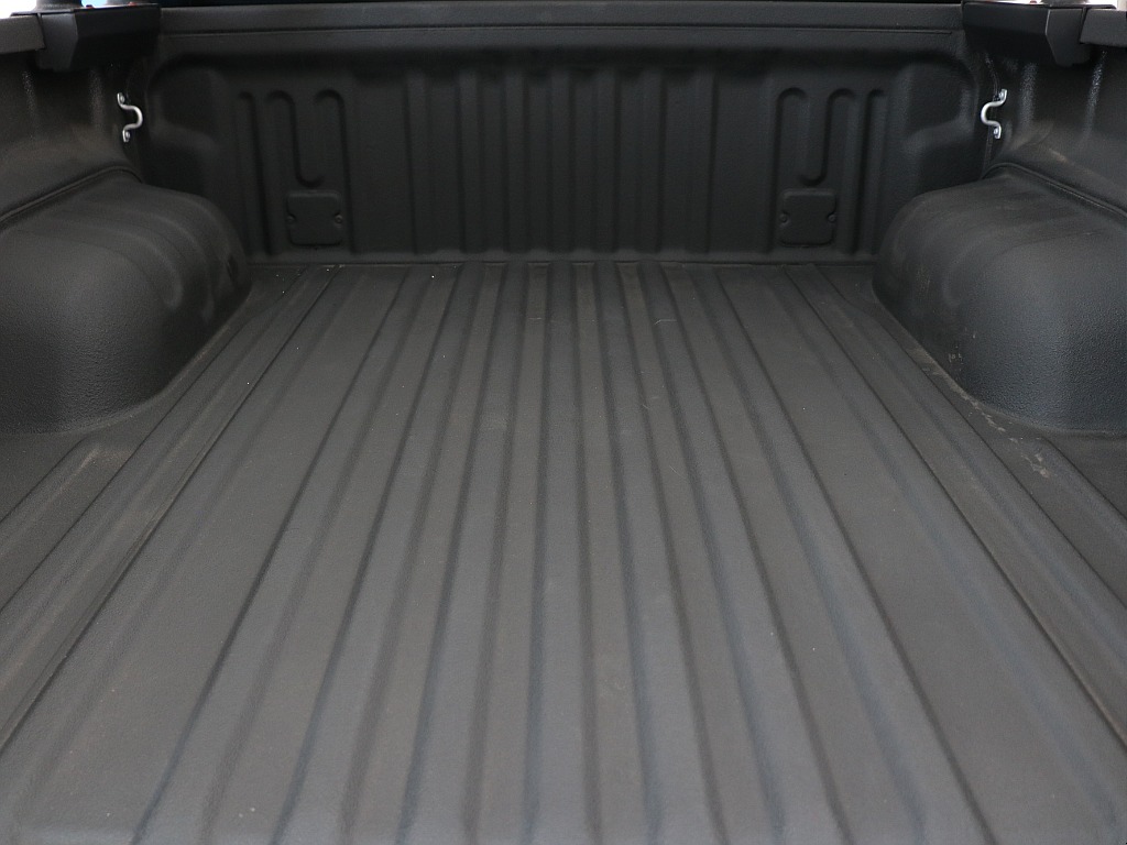 ラゲッジスペース中央！