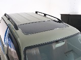 サンルーフ付きのお車です！ルーフを開けてドライブいかがでしょうか♪
