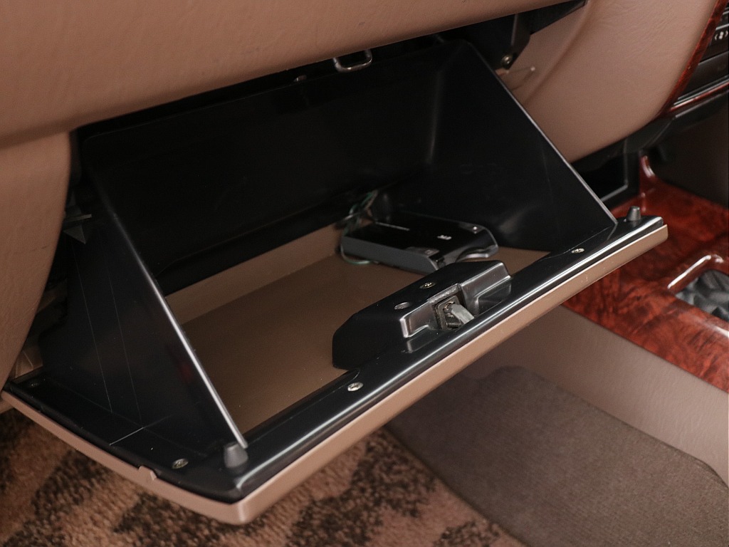 グローブボックス！