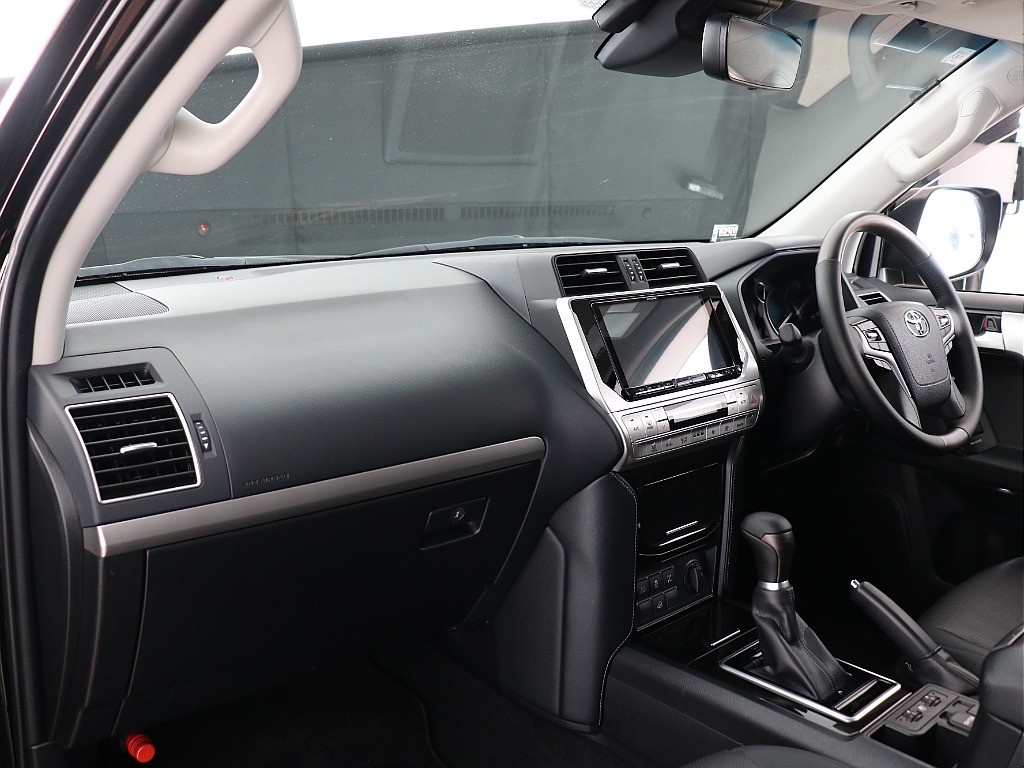 トヨタ ランドクルーザープラド(57枚目)