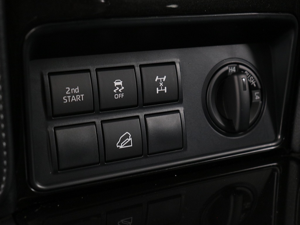 トヨタ ランドクルーザープラド(58枚目)