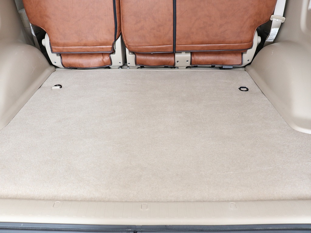 ラゲッジスペース中央！