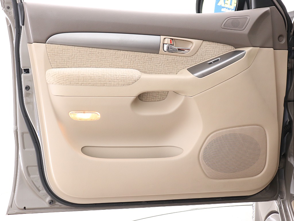 助手席ドアトリム！