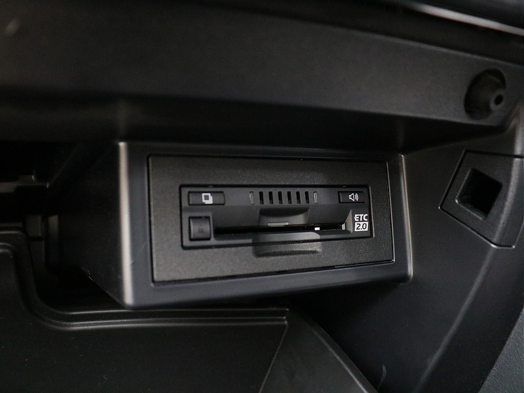 ETC車載器装備済み！