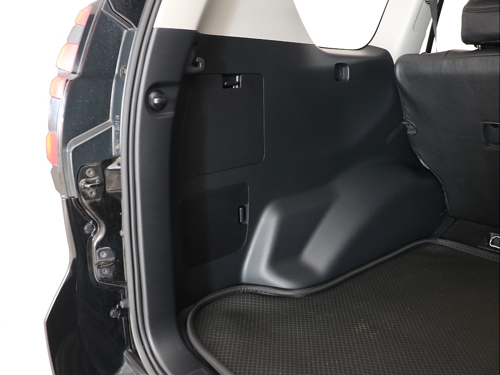 ラゲッジスペース左！