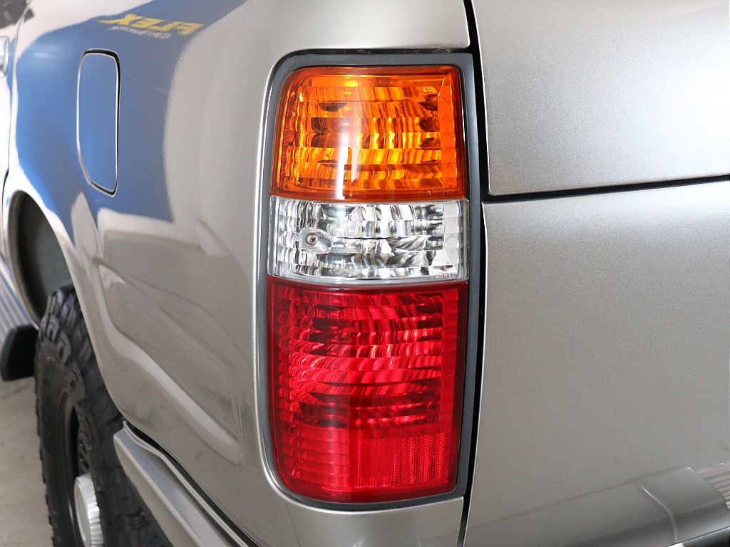 トヨタ ランドクルーザー80(33枚目)