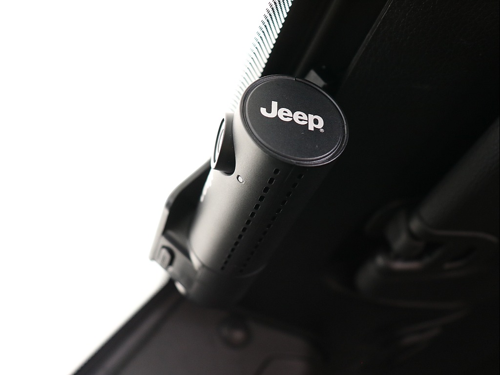 純正フロントドライブレコーダー搭載！