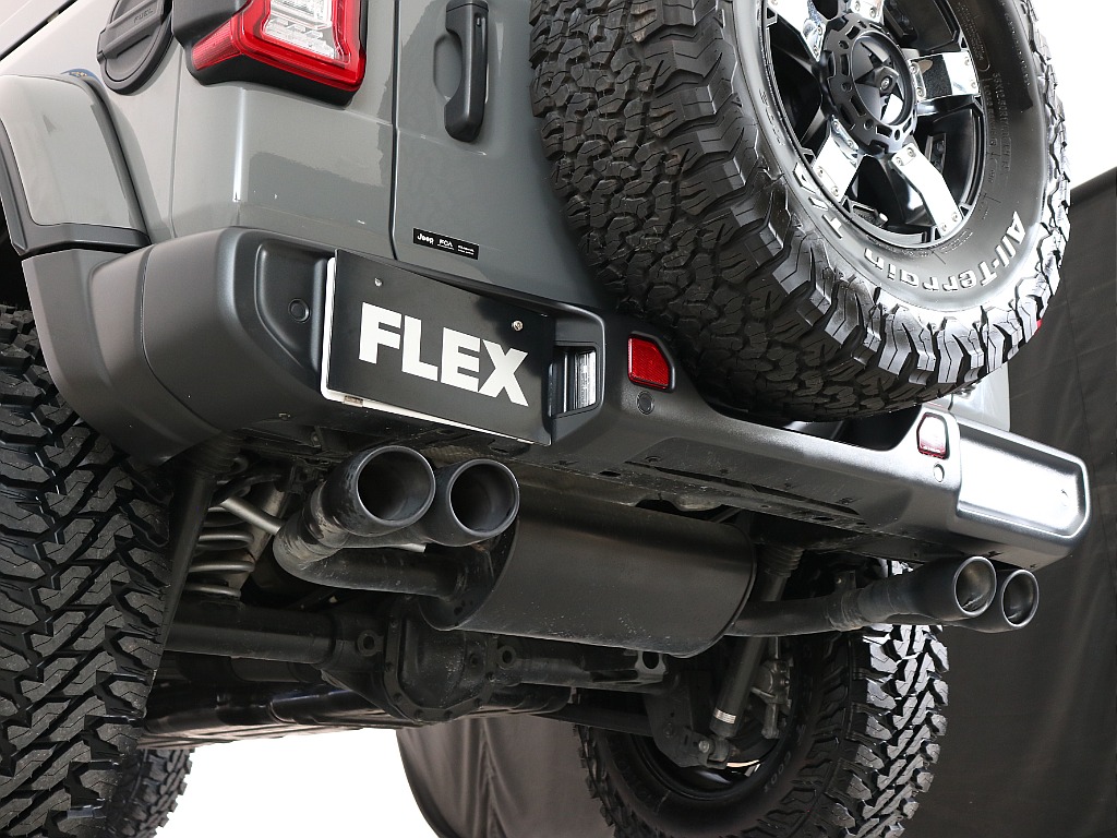 JL専用の「JEPPENSEN」タクティカルエキゾーストマフラー！