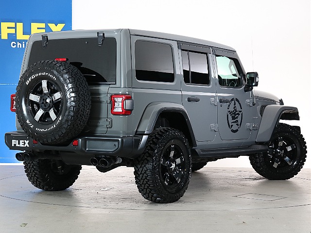 リアビューも凛々しい！