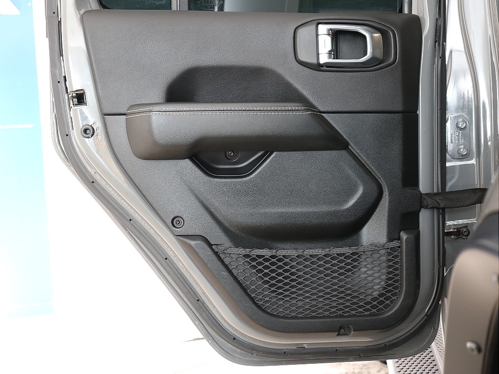 左後ろドアリム！