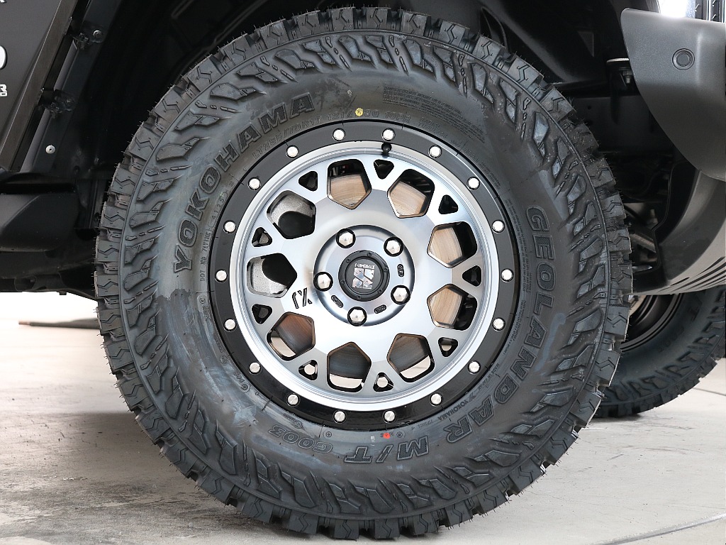 新品ジオランダーMTタイヤに新品エクストリーム04AWをインストール！