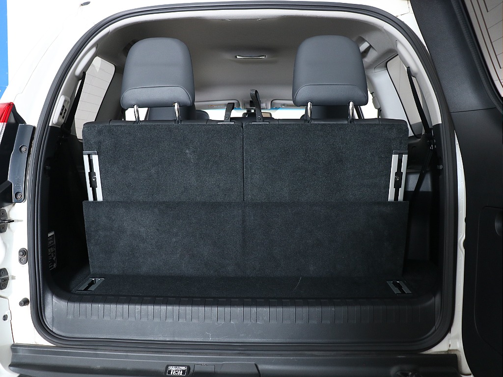 トヨタ ランドクルーザープラド(48枚目)