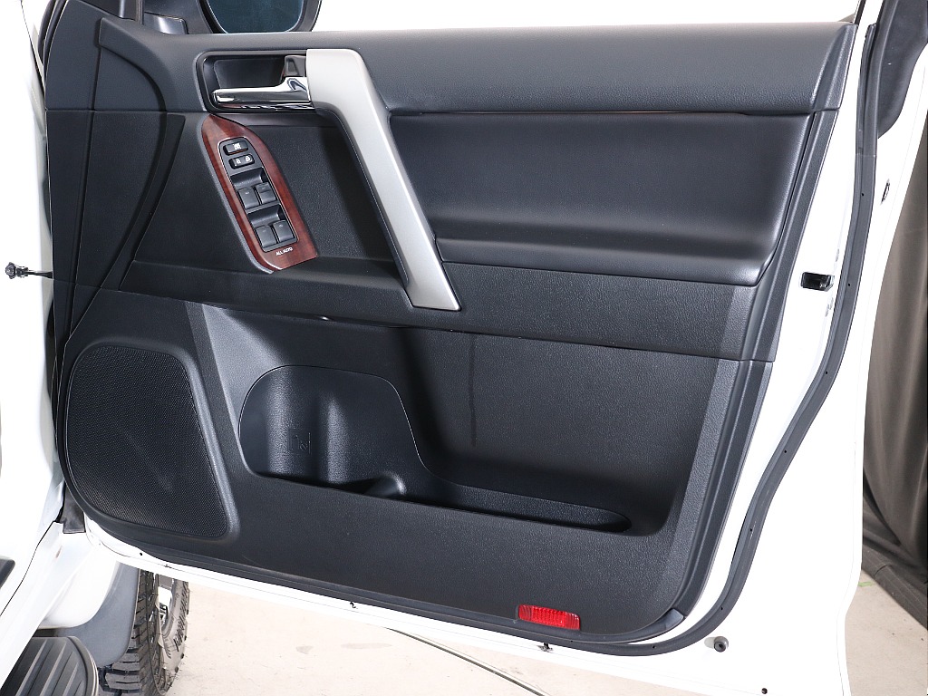 トヨタ ランドクルーザープラド(50枚目)