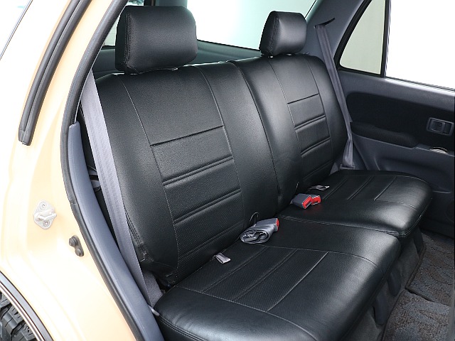 2列目はご覧の通り！跳ね上げることも可能となっております！