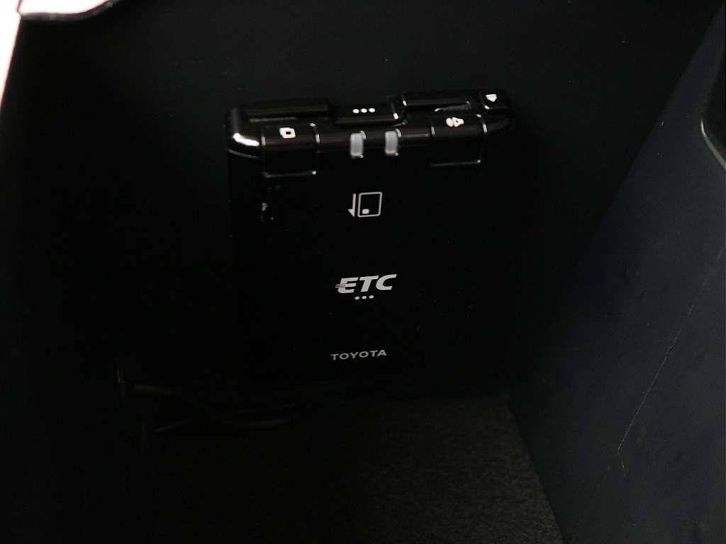 ETC車載器搭載済み！高速走行に必須なアイテム！