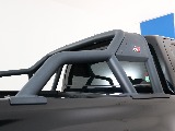 純正オプションスポーツバー装備！