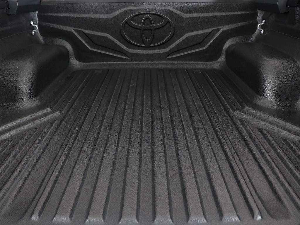 ラゲッジスぺース中央！