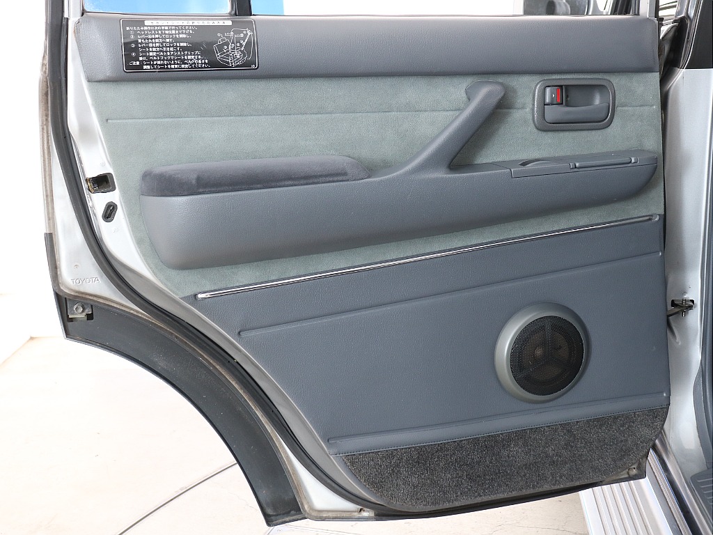 トヨタ ランドクルーザー80(50枚目)